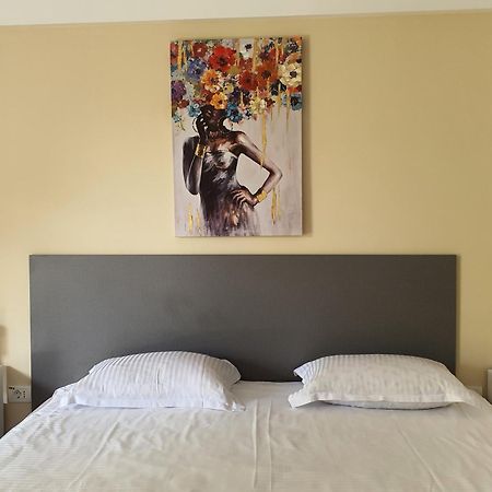 Vila Sia ブカレスト エクステリア 写真